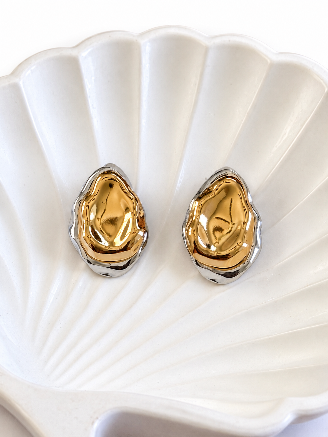 Nacre Earrings