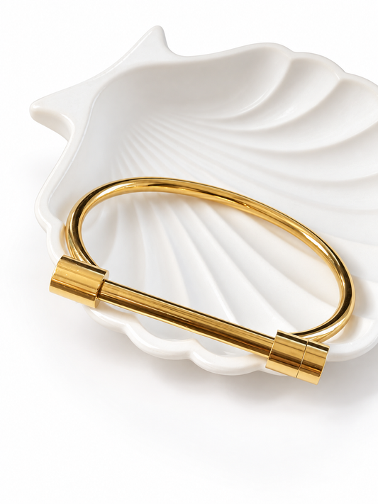 Astra Bangle