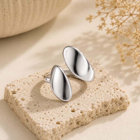 Luna Ring