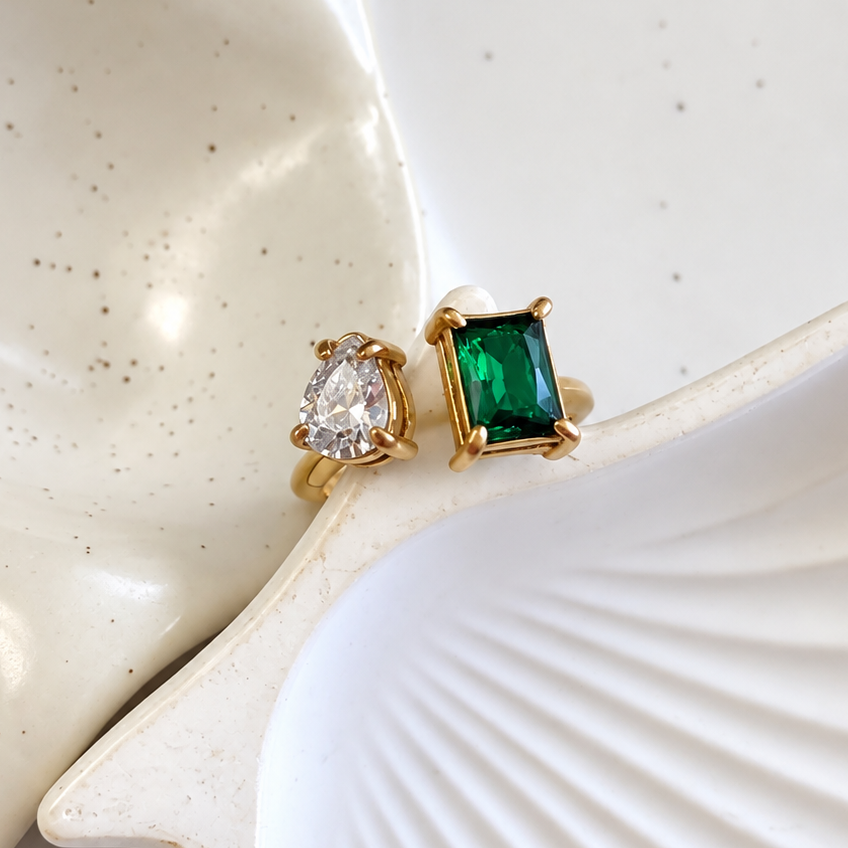 Emerald Eclat Ring
