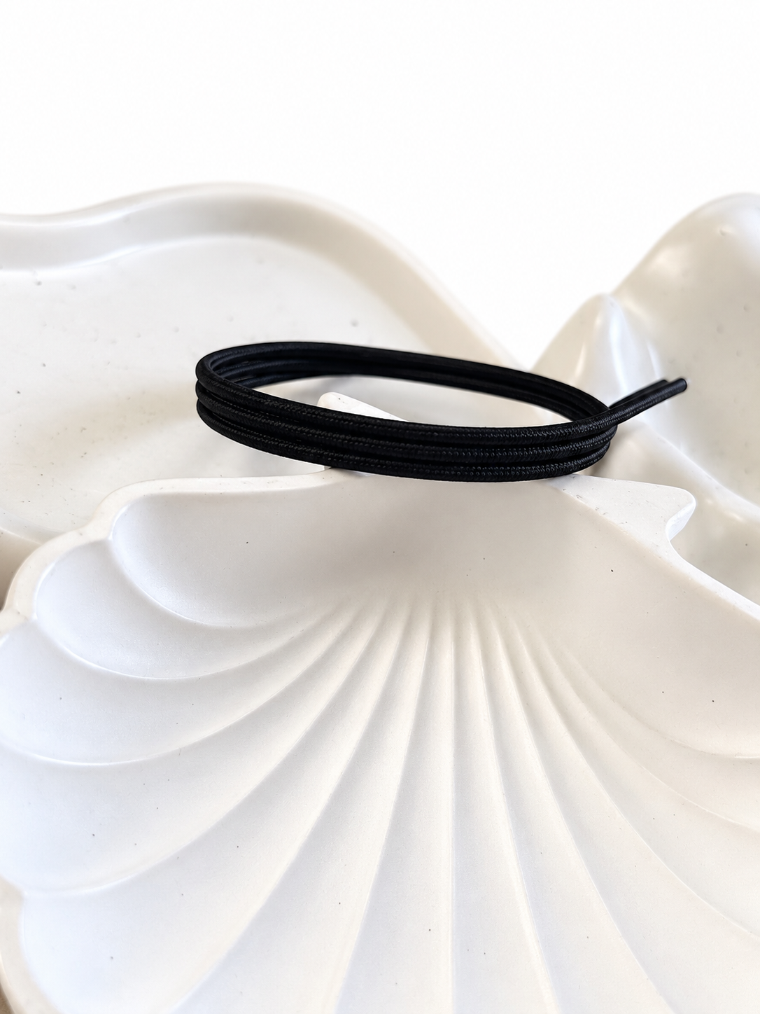 Glimmer Magnetic Necklace