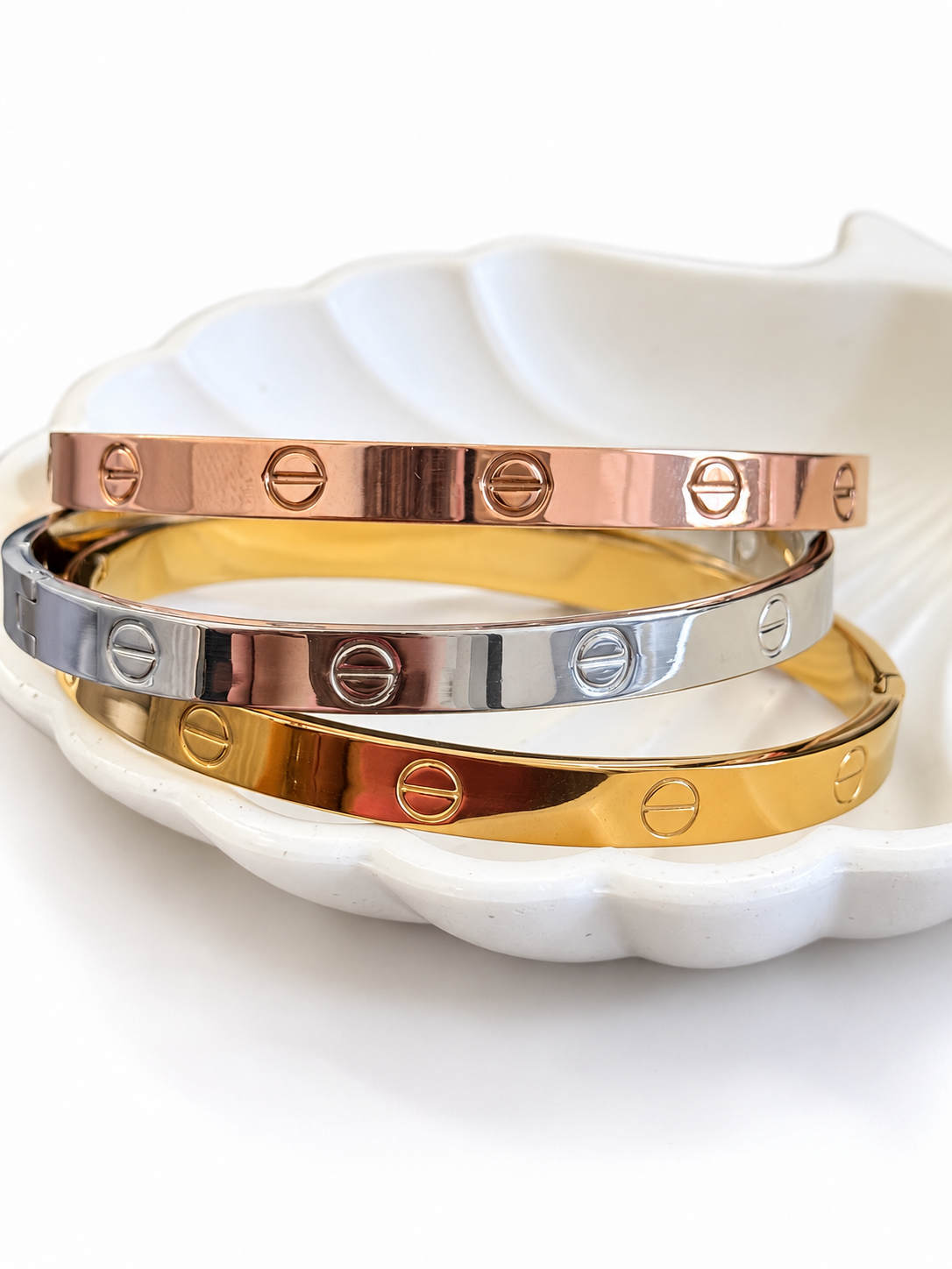 Eternite Bangle