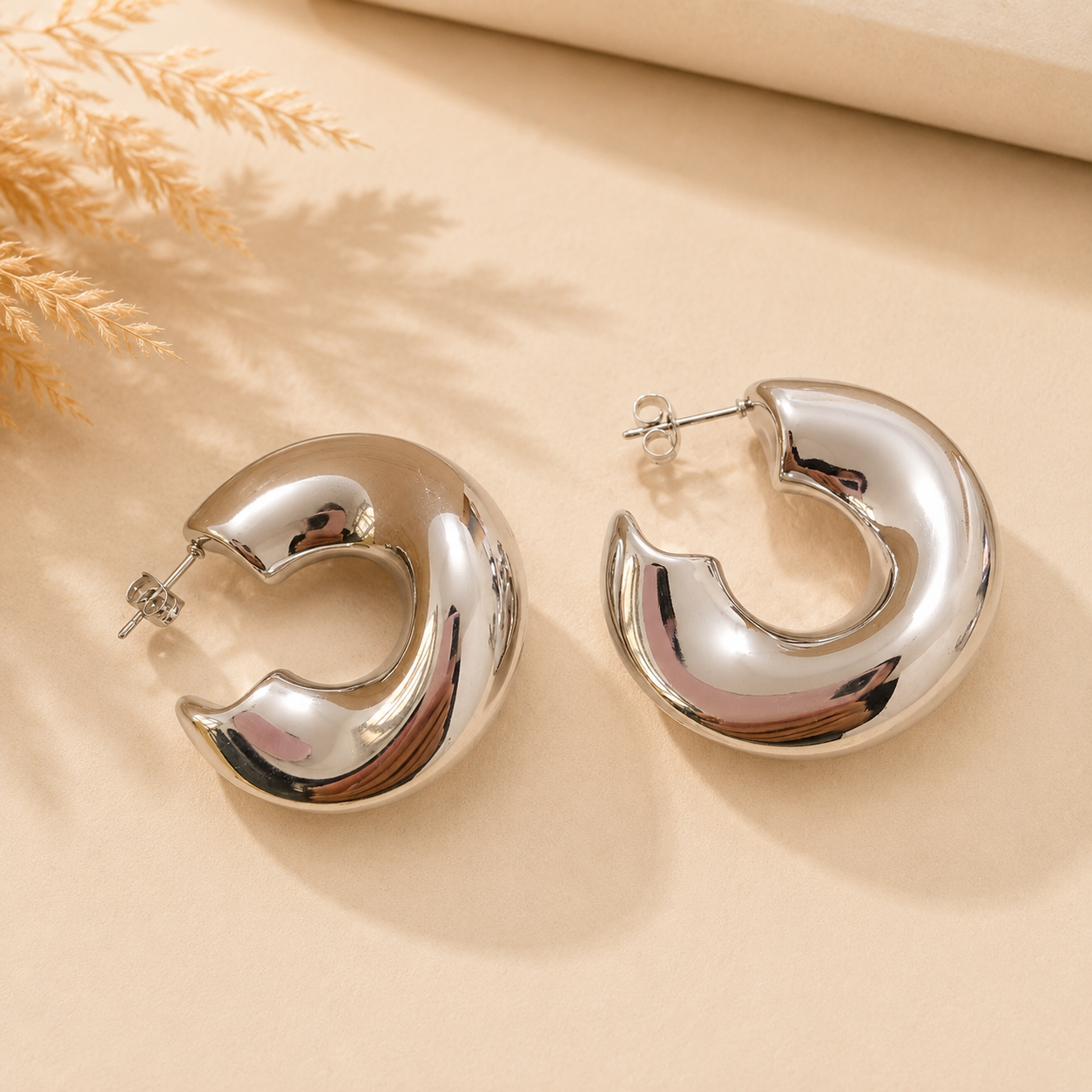 Noir Hoops