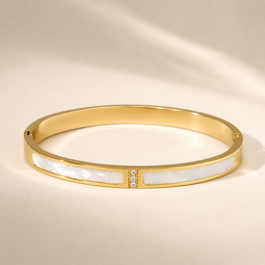 Pearl Tide Bangle